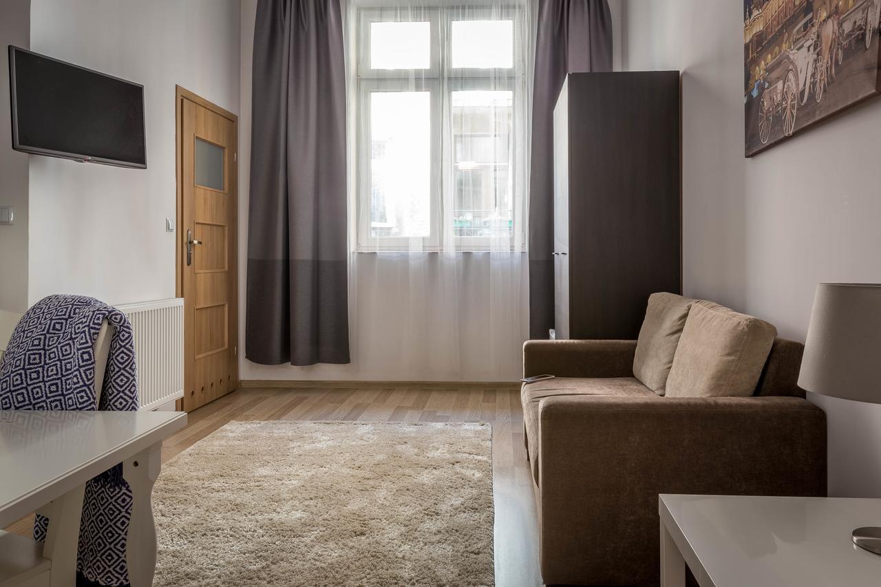 Fragola Budget Apartments & Rooms Krakow Exterior photo